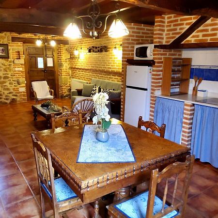 Apartamentos Rurales La Tabla Alles Екстер'єр фото
